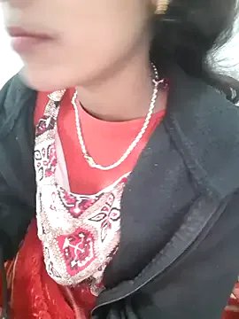 Mahi677 on StripChat