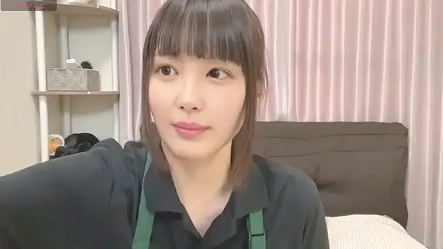 mai-chan_ on StripChat
