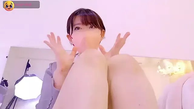 Freechat maii- on StripChat