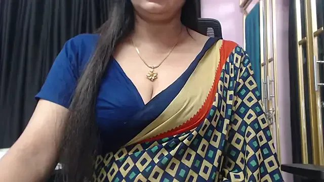 Freechat Maisa-130 on StripChat