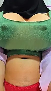 malak_spicy on StripChat