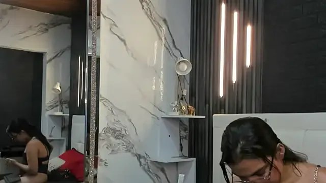 MaraBlake_ — Spank pussy x3