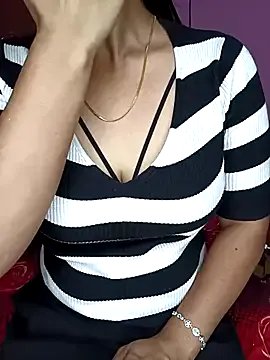 Marathi_Ashu1 on StripChat