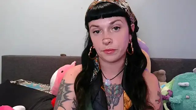 Marcelinegoddess on StripChat