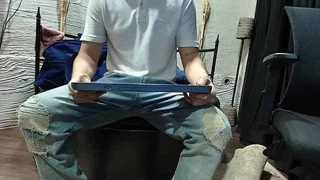 MarcoVitto on StripChat