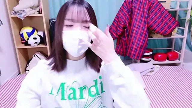 mari_tan_ch on StripChat