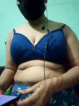 Maria_Mahi on StripChat