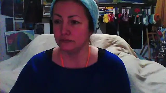 MariaAnaSunshine on StripChat