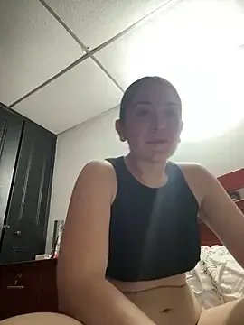 Mariana_gom on StripChat