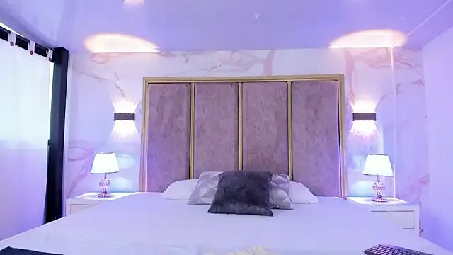 MarianaGarciaa__ on StripChat