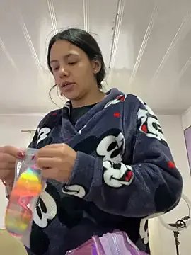 Marianahb-e on StripChat