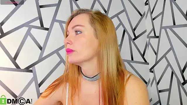 Marie_Hayes — feet on camera