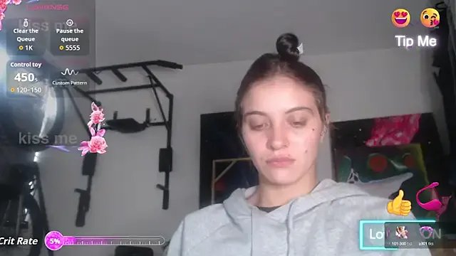 mariecam420 on StripChat