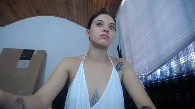 mariecam420 on StripChat