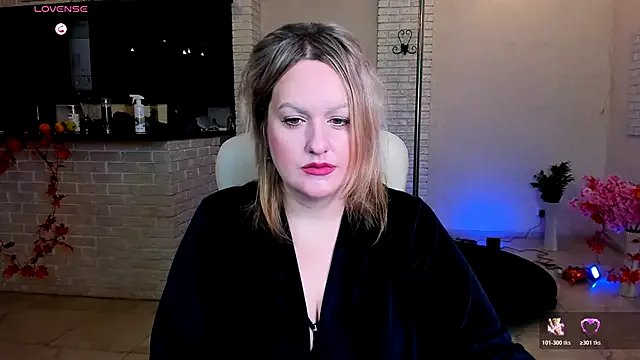 Freechat MariemLui on StripChat