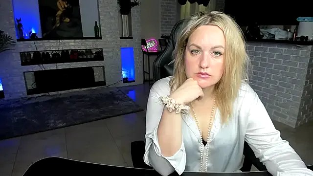 Freechat MariemLui on StripChat