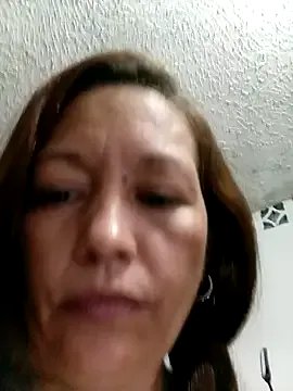 marinita13 on StripChat