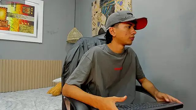 markbowie on StripChat