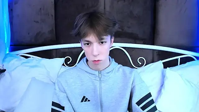 Freechat MarkBranston on StripChat