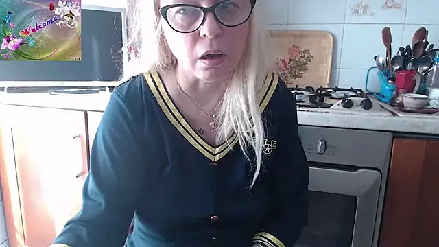 martachatte on StripChat