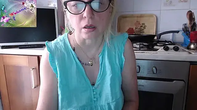 martachatte on StripChat