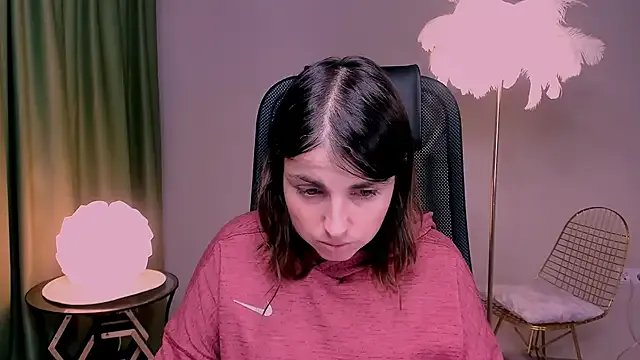 MartaEdams on StripChat