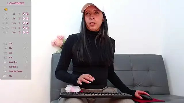 marthina_thompsson on StripChat