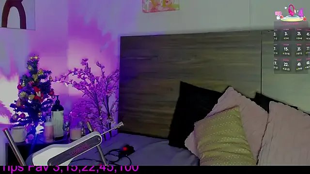 Martina_Miiller on StripChat