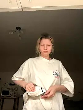 Freechat MaryHiggins on StripChat