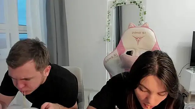 MashkaRay on StripChat