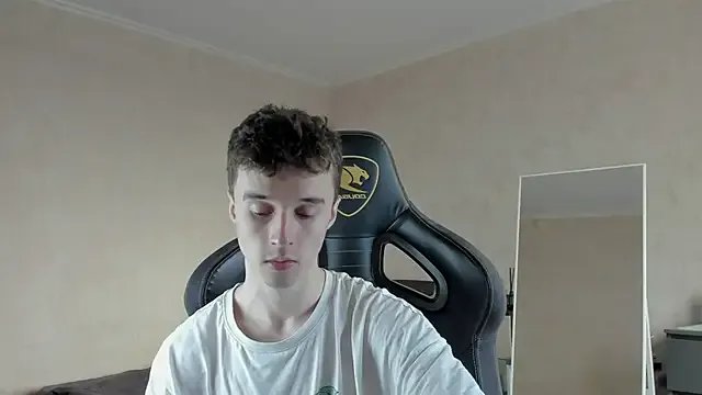 MasonWarholl on StripChat