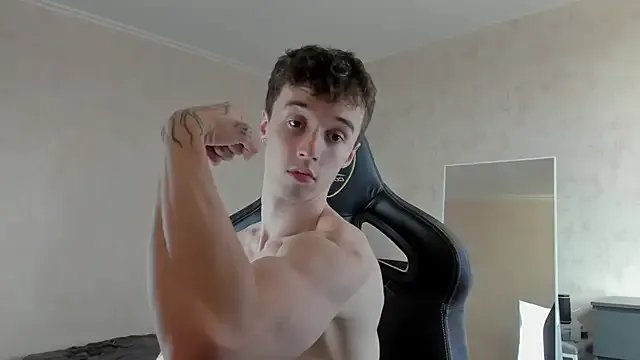 MasonWarholl on StripChat