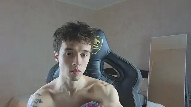 MasonWarholl on StripChat