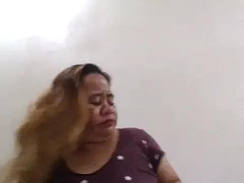 mature_l0ve on StripChat