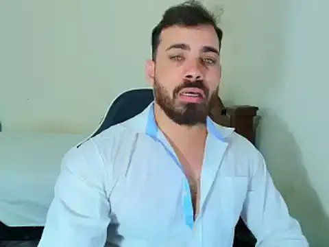 Freechat max_love255 on StripChat