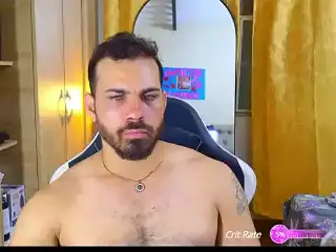 Freechat max_love255 on StripChat