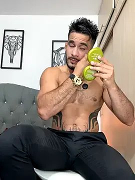Maximiliano_ford on StripChat