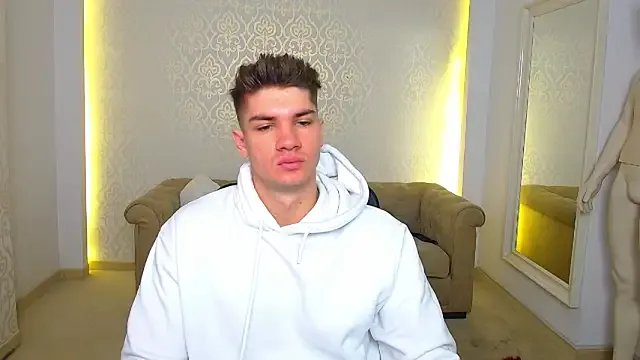 MaxKaiden — hoodie off