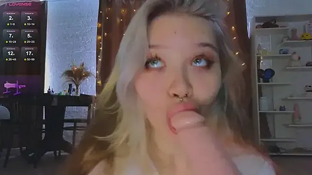 May_aster on StripChat