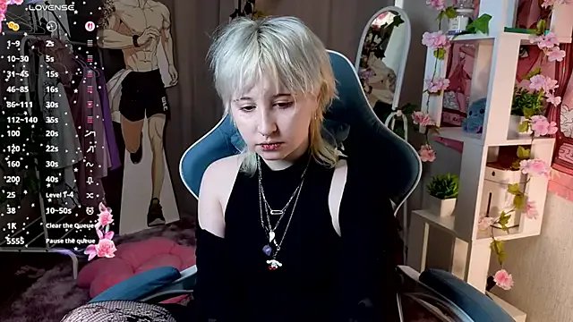 May_leaf — take off your shorts