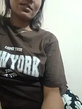 mayrakhan11 on StripChat