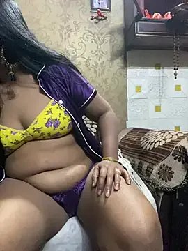 Meera_xxx on StripChat