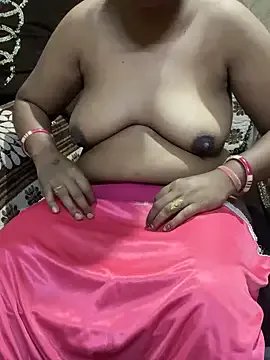 Meera_xxx on StripChat