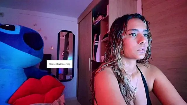 Freechat megan_collins96 on StripChat