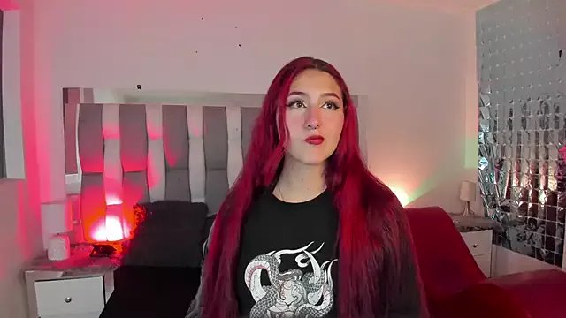 Megan_wolf1_ on StripChat