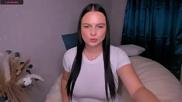 Meganberrybb on StripChat