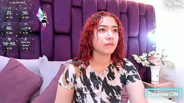 Freechat megannherrera on StripChat