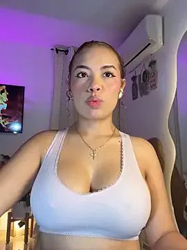 Freechat megansan_ on StripChat