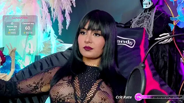 meganwolf_1 on StripChat