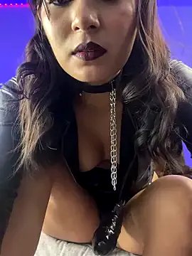 meganwolf_1 on StripChat